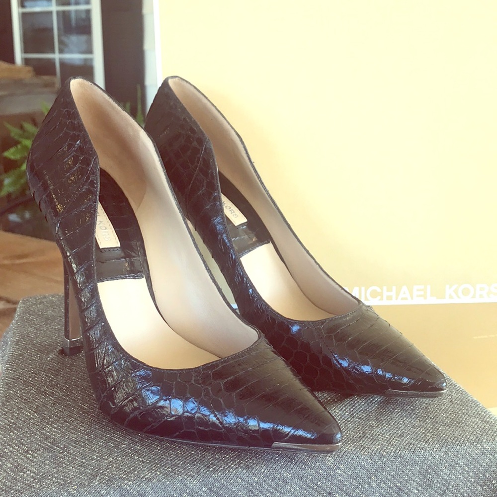 Michael Kors Vero Cuoio Snake Skin Heels